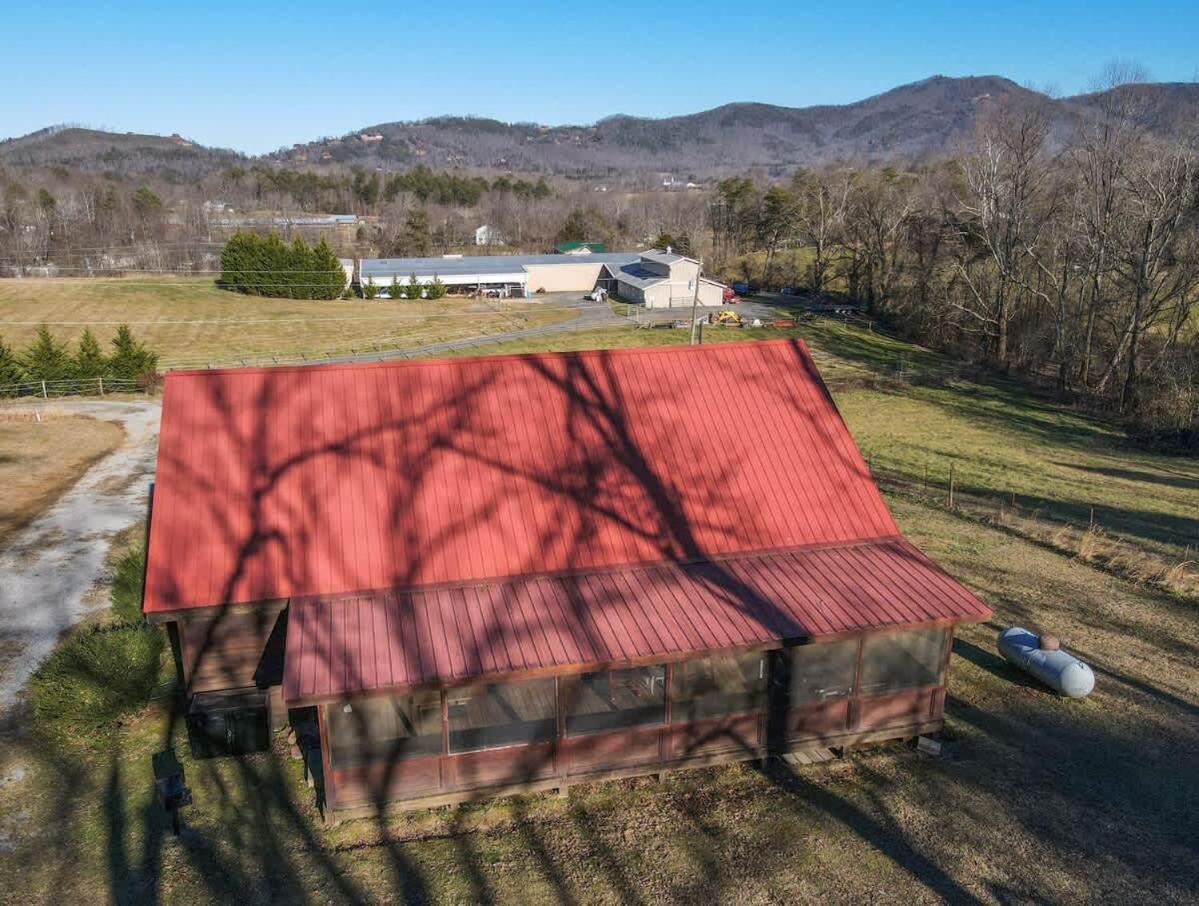 Beautiful View! Log Cabin,Fireplace,Hot Tub,Arcade,Pool,Fishing Sevierville Zewnętrze zdjęcie